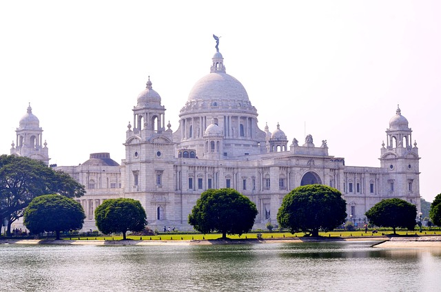 What is famous for Kolkata